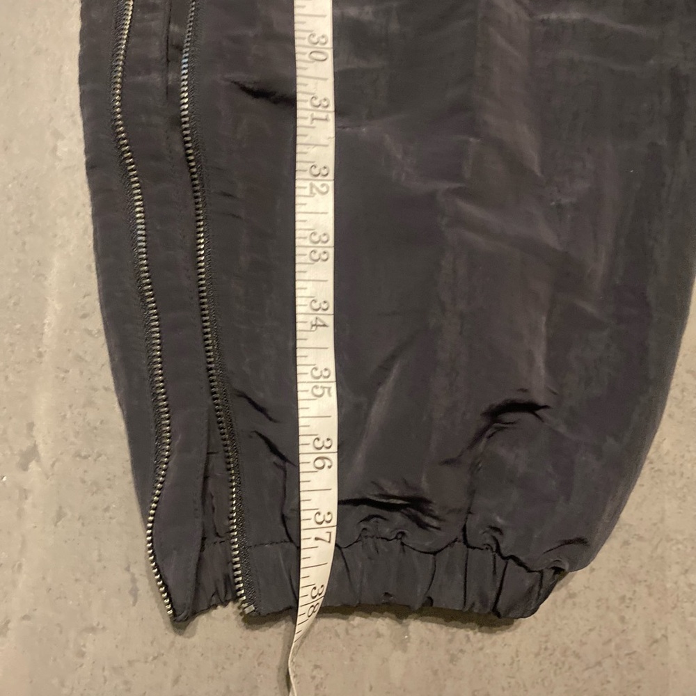 Athleta Pursuit Jogger-Black - Picture 6 of 7